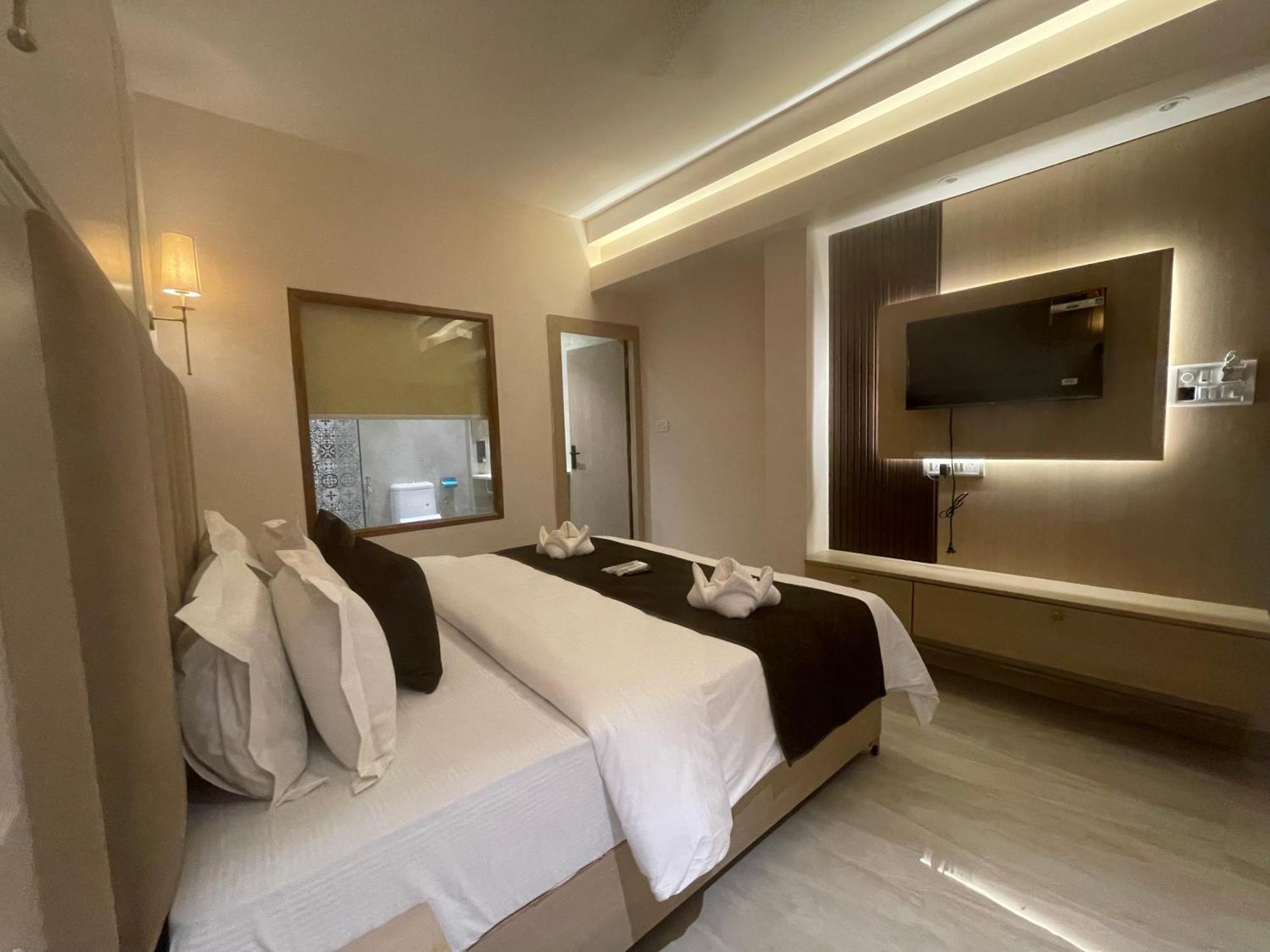 Royal Casa Baga Hotel Bagian luar foto
